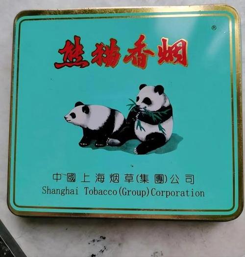 文章揭秘市场上的高仿熊猫香烟